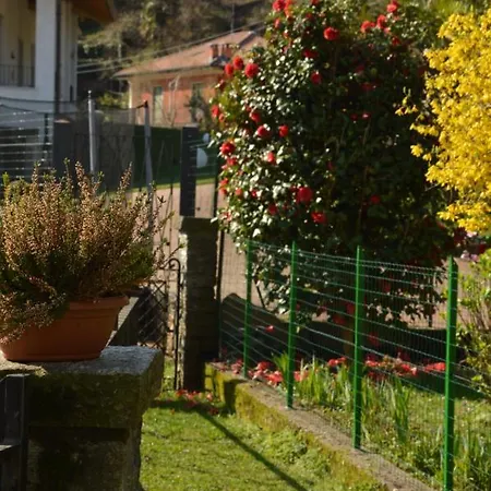 Il Giardino Di Elena 아파트 바메노